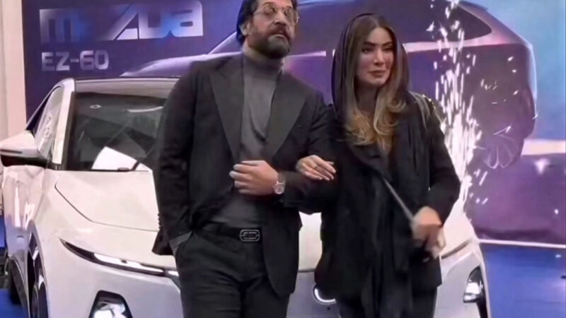 فیلم| کامران تفتی و متین ستوده دوباره خبرساز شدند/ تصاویر تازه‌ از این زوج در کنسرت امید حاجیلی