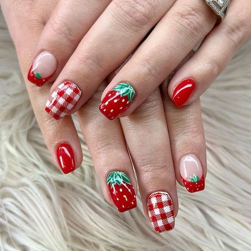 طرح ناخن‌های یلدایی