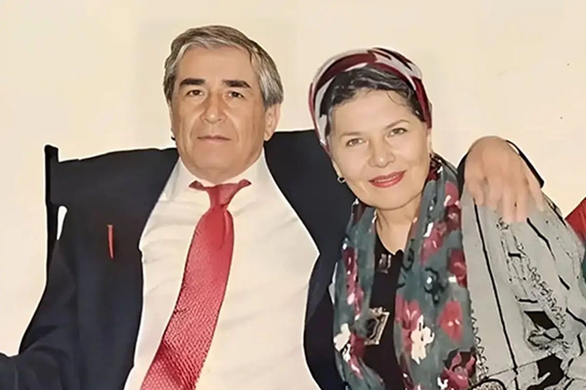 عکس| سفر در زمان ؛ تیپ و استایل جوان پسند هما روستا ۶۸ ساله در کنار ستاره پسیانی و ترانه علیدوستی - تصویر شاخص