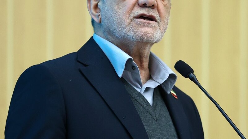 پزشکیان به‌صراحت اعلام کرد: «می‌دانم که نمی‌دانم»؛ راز بزرگی که همه ما باید بدانیم!