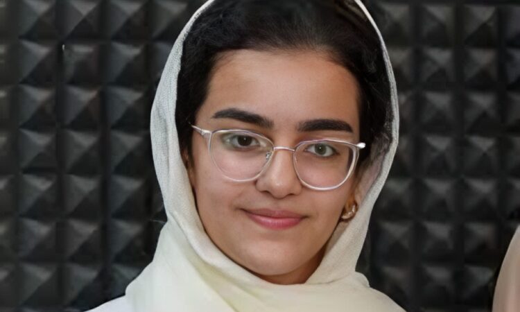 اعترافات خیره‌کننده رتبه یک کنکور تجربی 1403؛ رازهایی که هیچ مشاوری به شما نمی‌گوید!