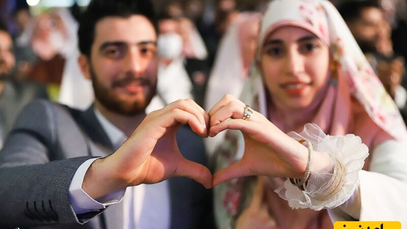 واکنش بامزه استاد به ازدواج دو دانشجوی همکلاس؛ لحظه‌ای که کلاس پر از شادی شد!