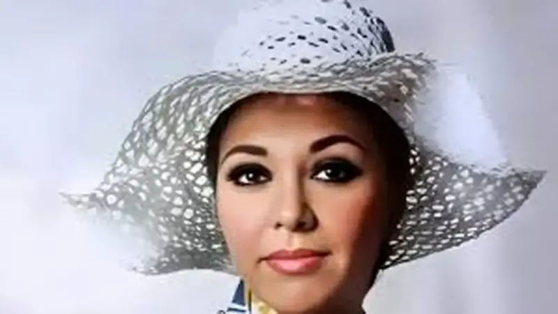 عکس| سفر در زمان؛ «جمیله و جواد رفیعی» در روز عروسی شان؛ سال 1339