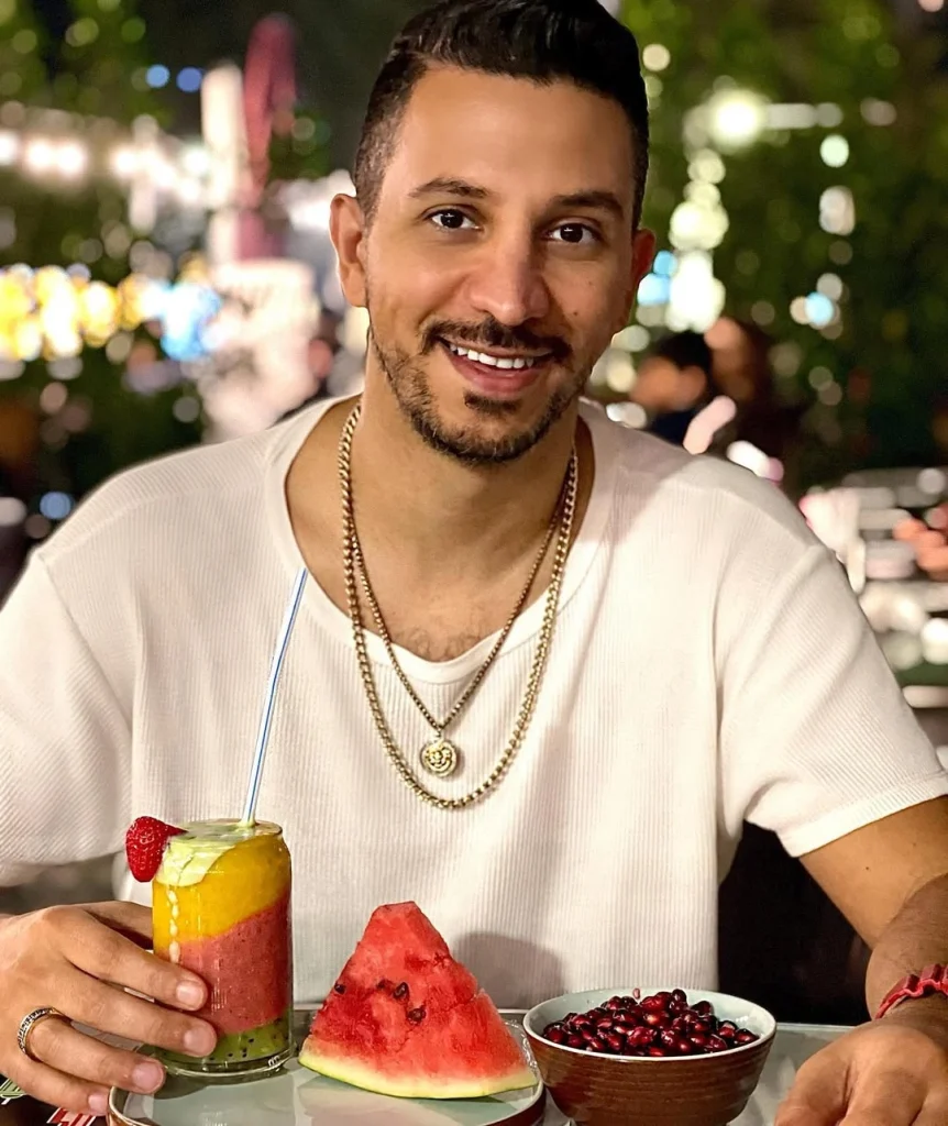 کامیار خواننده