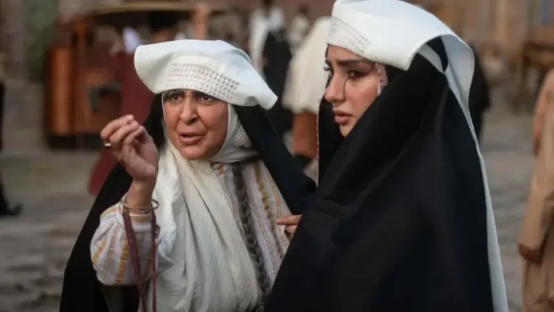 تصاویر| بررسی بازی بازی مرجانه گلچین در سریال «بامداد خمار»؛ الحق که دود از کُنده بلند می‌شود!