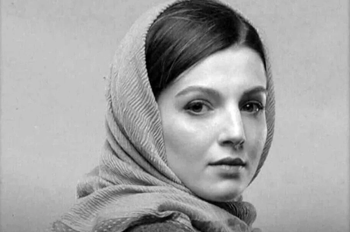 واکنش تند مریم مومن و مهسا حجازی به جهش بی‌سابقه دلار در ۱۴۰۴