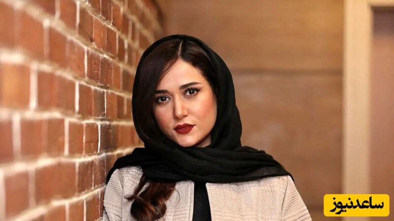 عکس| نوشته سنگ مزار  پدر پریناز ایزدیار با شعر حافظ