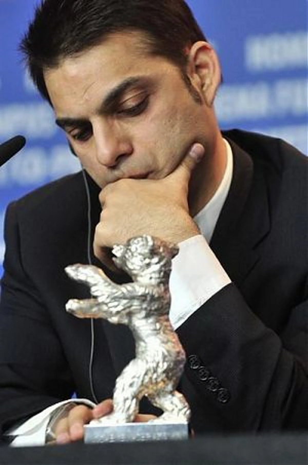 خرس نقره‌ای پیمان معادی