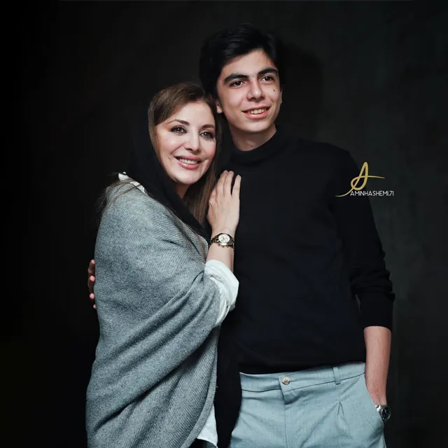 رویا میرعلمی و پسرش