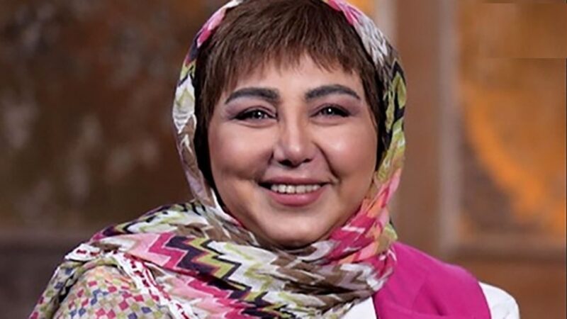 نگاهی به خانه و زندگی دوبلکس و لاکچری بهنوش بختیاری با مبلمان مدرن و بی نظیر / از کاناپه ال شکل تا میز وسط پذیرایی با طراحی خاص و منحصر به فرد