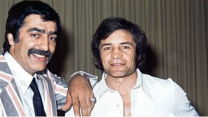 سفر به دهه 60؛ رضا بیک ایمانوردی کنار پسرش در سواحل کالیفرنیا