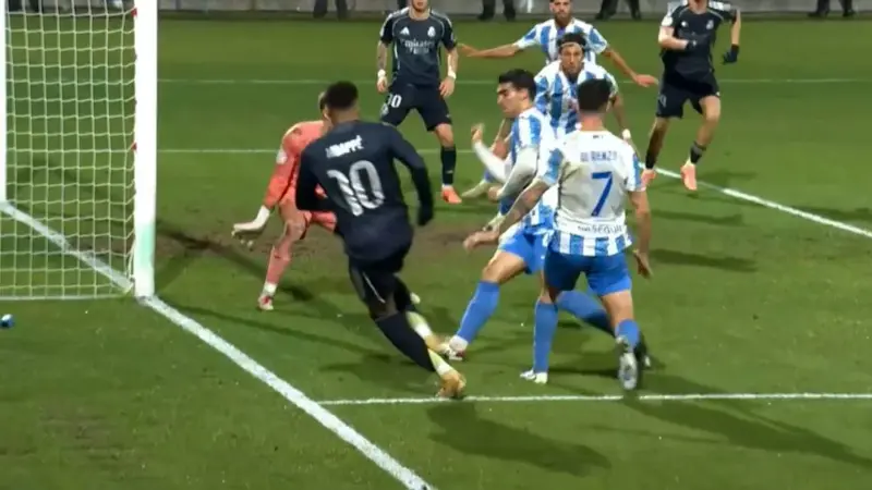 گل دوم رئال مادرید (گل به خودی بازیکن تالاورا)