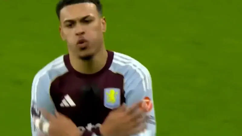 گل اول استون ویلا به منچستر یونایتد مورگان راجرز