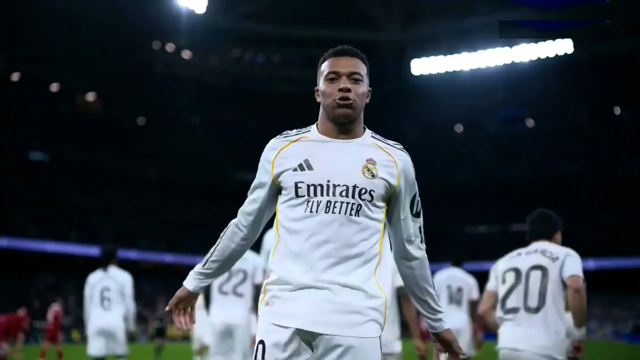 گل دوم رئال مادرید به سویا (پنالتی – امباپه) - تصویر شاخص