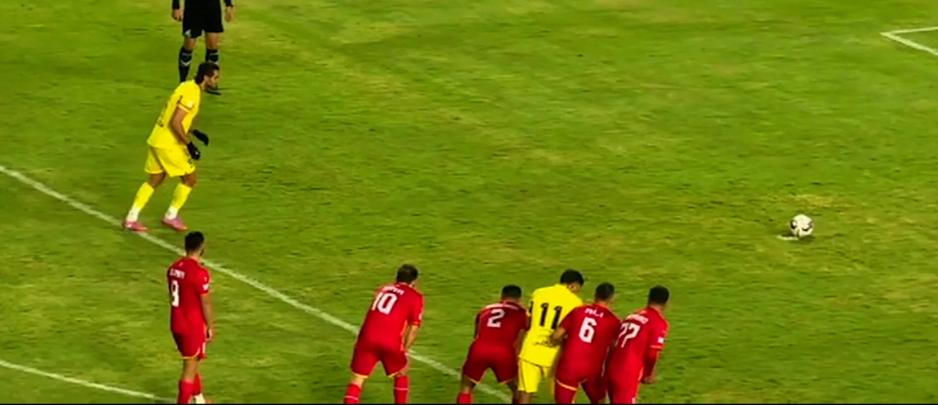 گل مساوی فجرسپاسی مقابل فولاد از نقطه پنالتی(شروین بزرگ) - تصویر شاخص