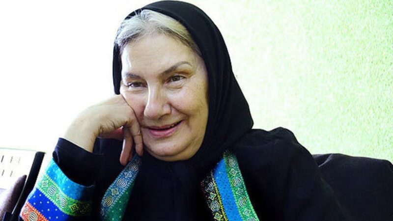 عکس| اولین نقش سینمایی مه‌لقا خانمِ «نون خ» ( فریده سپاه منصور) در کنار مهرانه مهین‌ترابی