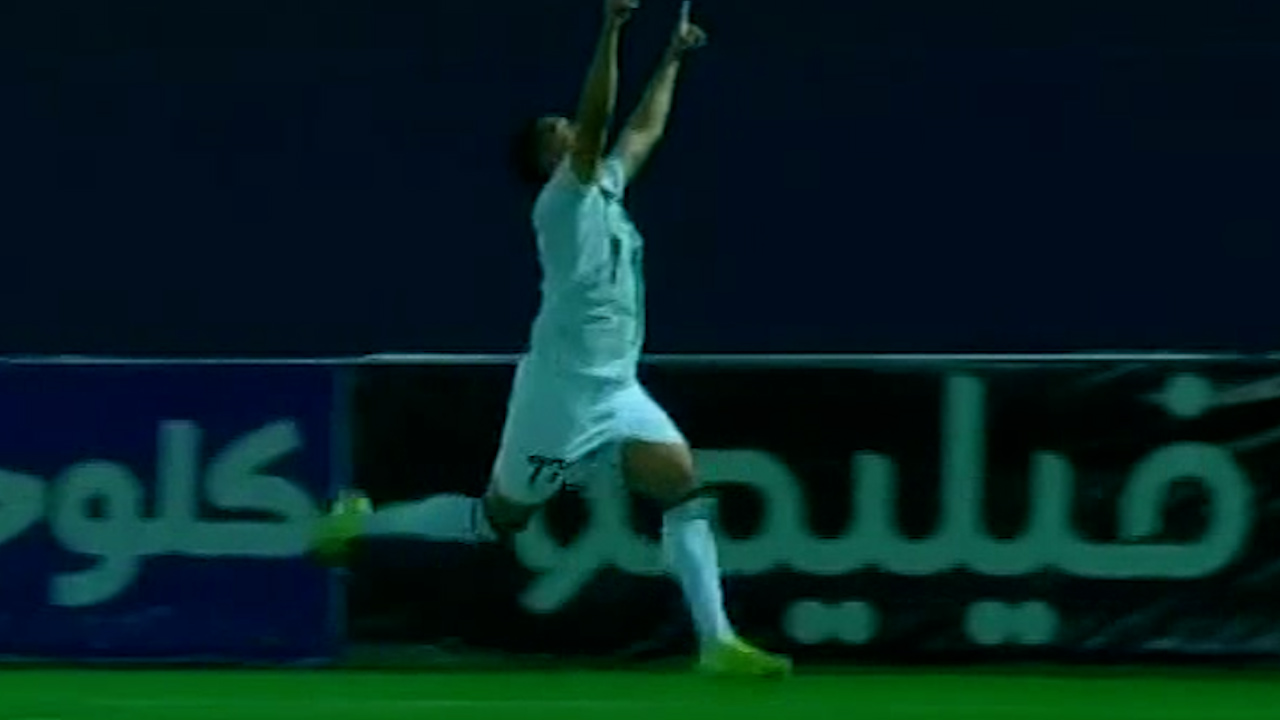 گل اول خیبر خرم آباد به استقلال خوزستان توسط علی آزادمنش - تصویر شاخص