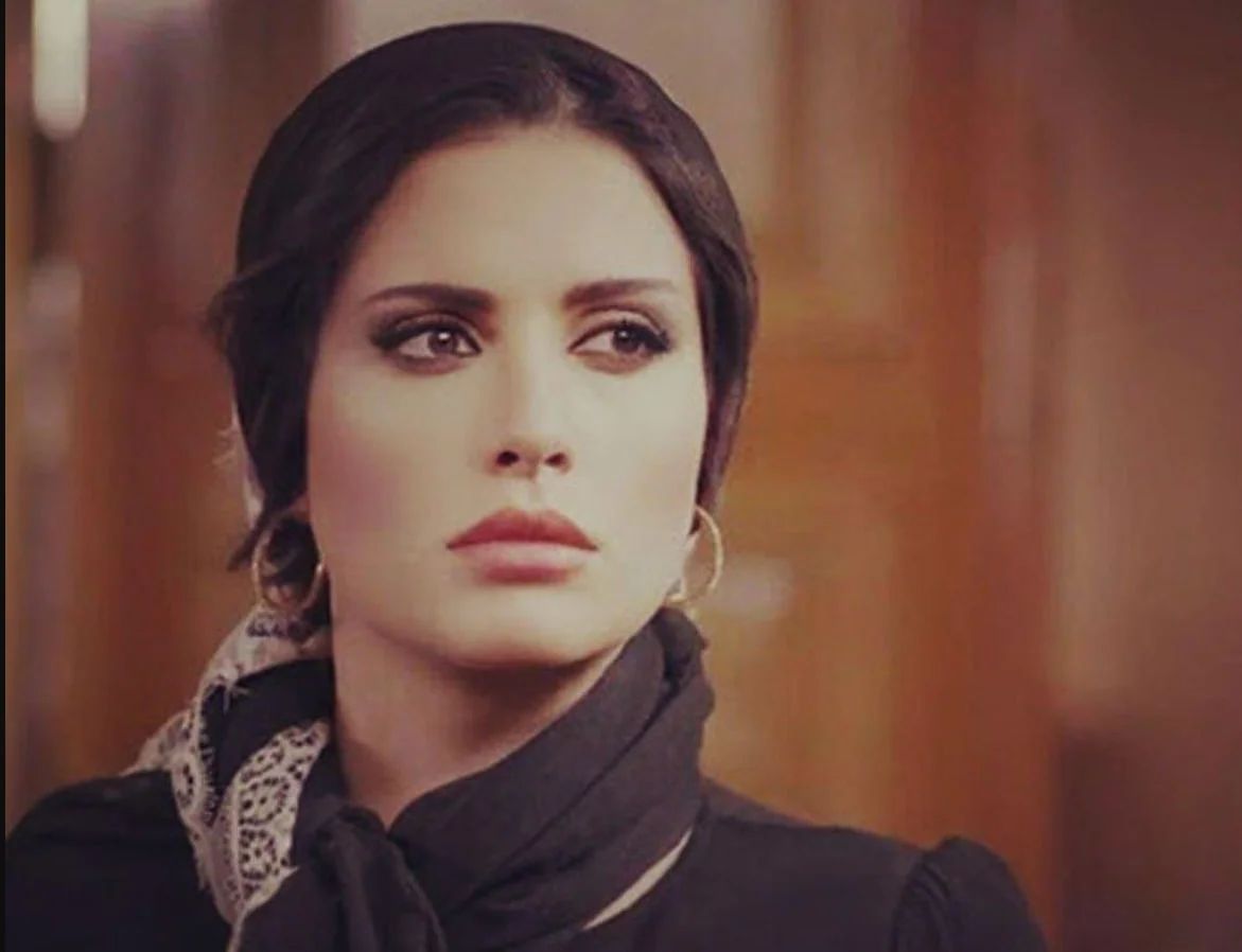 آن ماری سلامه؛ بازیگر لبنانی سریال ناریا که همه را با داستان زندگی‌اش شگفت‌زده کرد! - تصویر شاخص