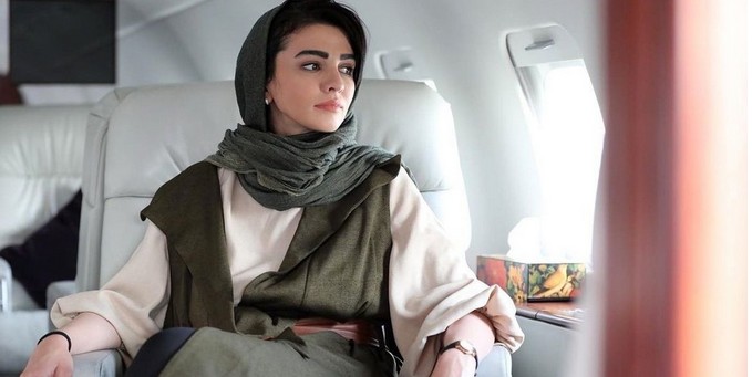 تصویری از لباس عروسی یونیک و خاص سیما خضرآبادی/ عروسا اگه عروسیتون نزدیکه ایده بگیرین