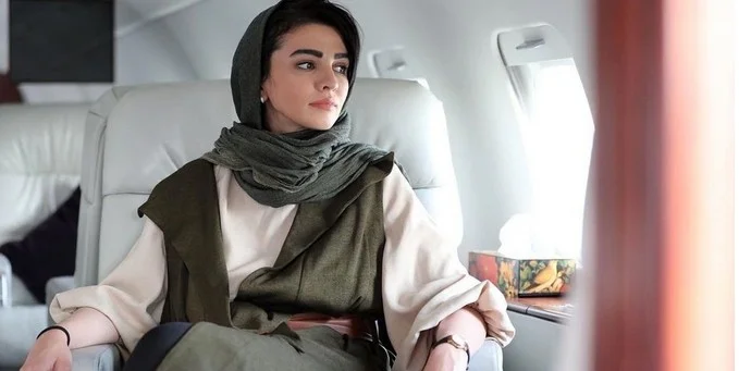 تصویری از لباس عروسی یونیک و خاص سیما خضرآبادی/ عروسا اگه عروسیتون نزدیکه ایده بگیرین