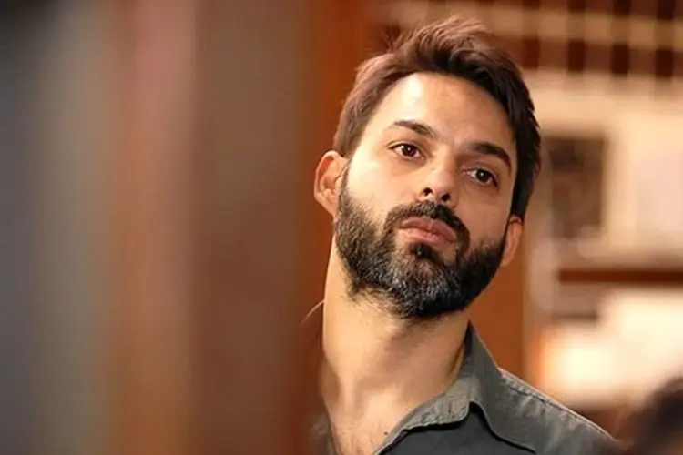 شغل دوم بازیگران مشهور ایرانی را می دانید؟/ از یوسف تیموری و پیام دهکردی تا پیمان معادی