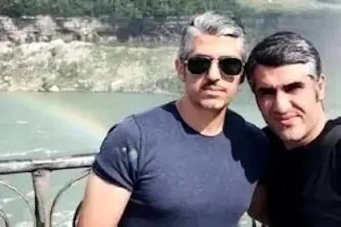                               عکس: پژمان جمشیدی و برادرش در سال‌های دهه ۶۰                      