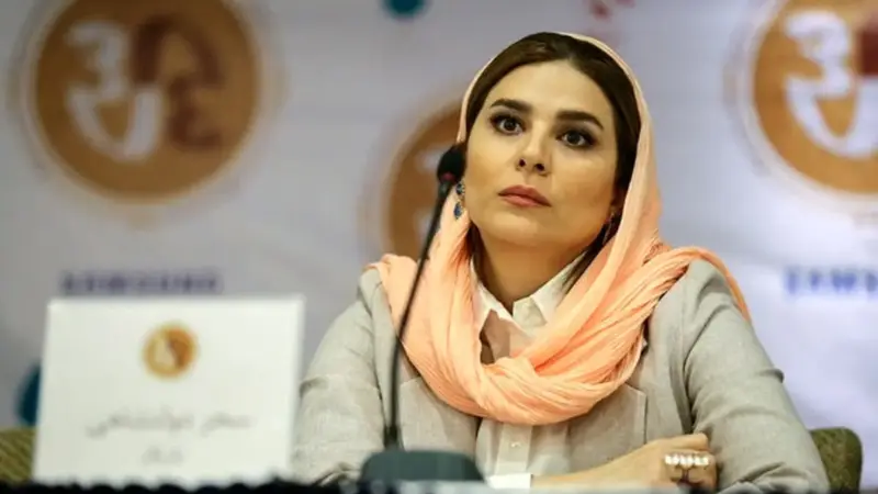 عکس| سفر در زمان؛ «سحر دولتشاهی» در دوران کودکی و در یک سالگی؛ سال 59