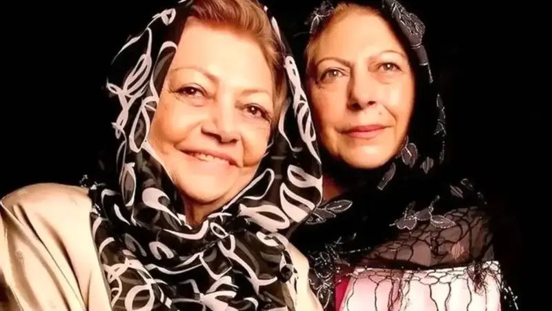 پرویز صیاد در کنار حمیده خیرآبادی؛ سال ۱۳۴۹