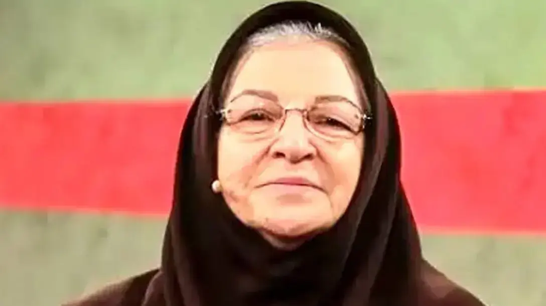 عکس دیده نشده از آزیتا لاچینی در 35 سالگی و چهارمین فیلمش / سفر به سال 50 قبل از انقلاب