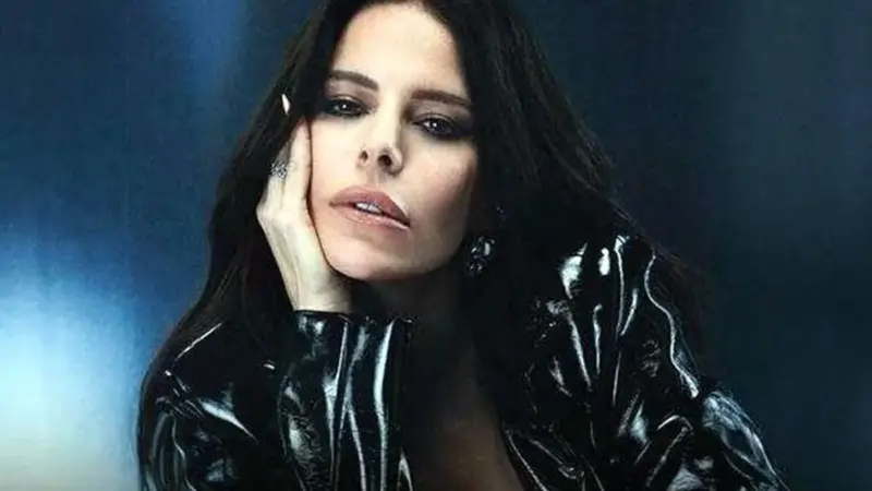 حمایت سیمگه خواننده مشهور ترک از اغتشاشات ایران!