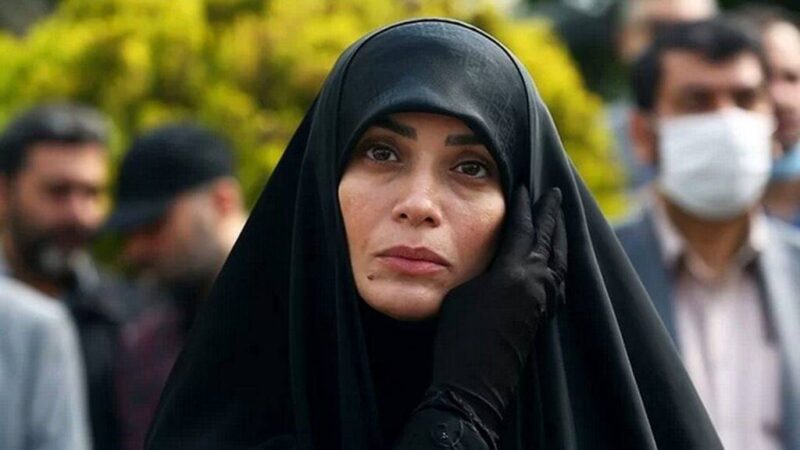 سفر زمان| الهام چرخنده در 34 ساله بدون چادر میان برفا