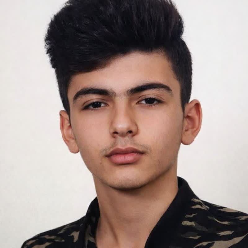 فیلم| لحظه تلخ اعلام شهادت بسیجی کوهدشتی که دل‌ها را لرزاند - تصویر شاخص