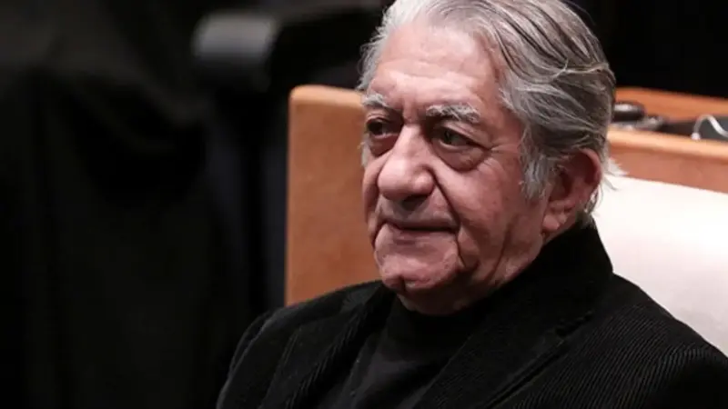 عکس| تصویری نادر از مراسم عروسی عزت‌الله و مینا انتظامی در سال ۱۳۲۴ که شما را به گذشته می‌برد!