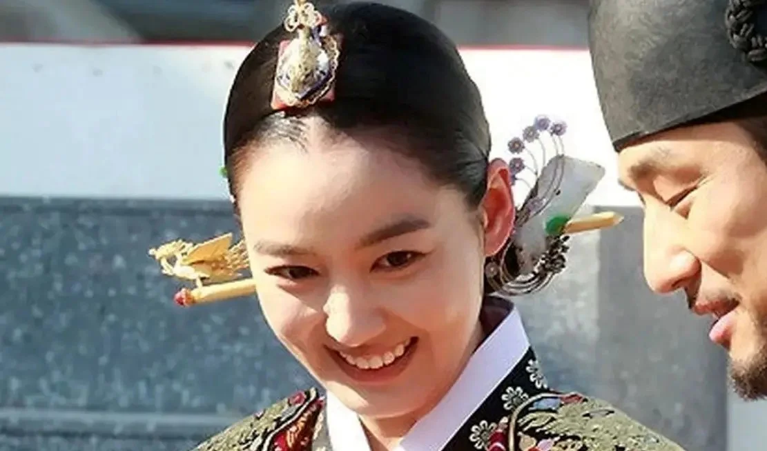 سفر در زمان| «بانو جانگ» سریال «دونگ‌یی» در 43 سالگی