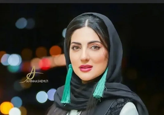 عکس| استایل جذاب و زمستانی هلیا امامی سوژه شد / خانم بازیگر زیباتر از همیشه