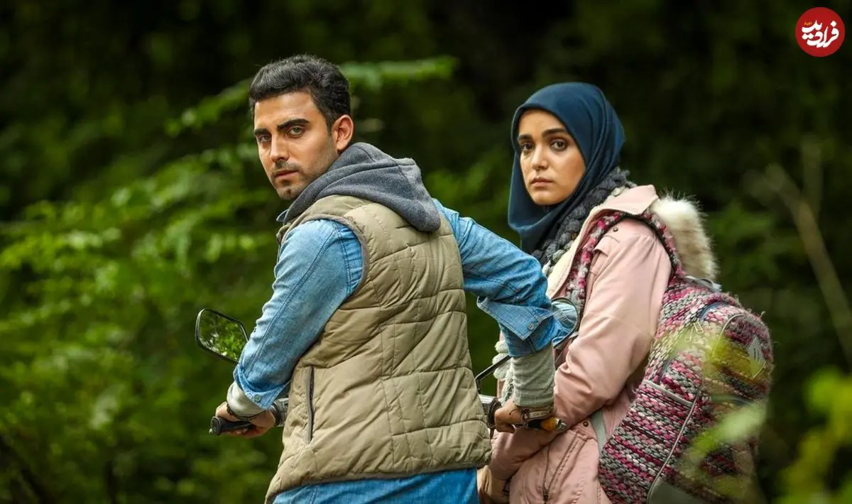 سفر در زمان| کودکی بامزه محمد صادقی در پارک؛ سال 1372