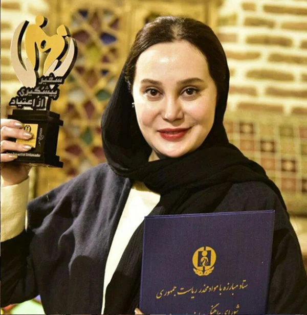 آرام جعفری سفیر