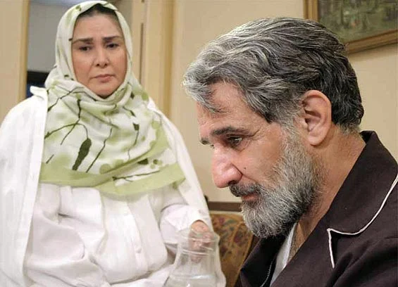 آفرین عبیسی در روزگار قریب