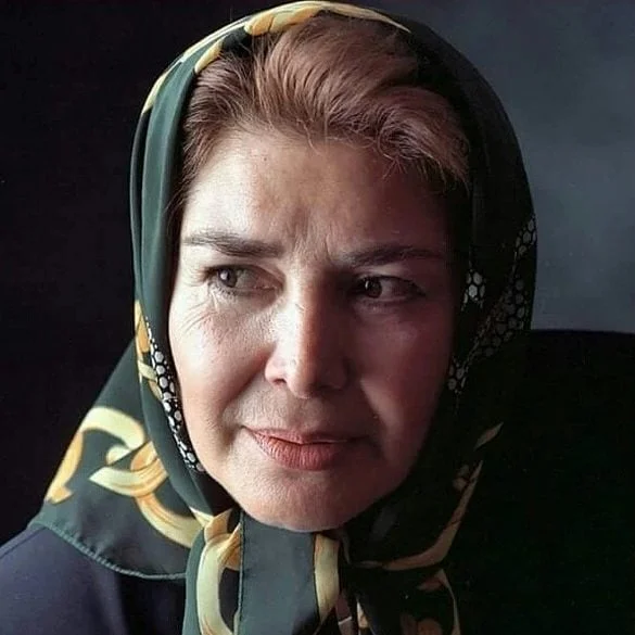 آفرین عبیسی هنرپیشه