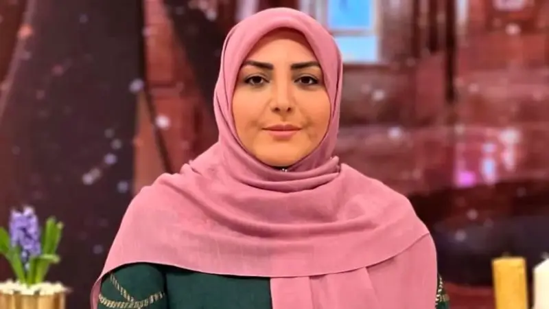 سعید عزیزی در برنامه المیرا شریفی مقدم: آقایون هول نباشیم، عجول نباشیم/ بعضی تصمیمات به مرور انجام میشه