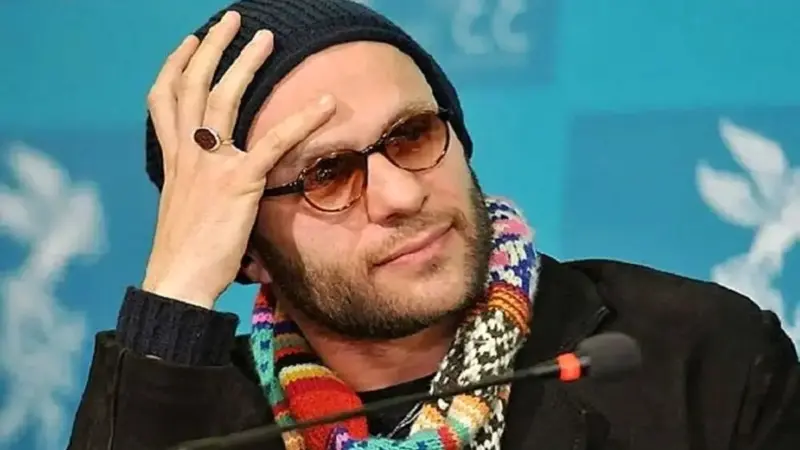 عکس| تغییر چهره عجیب بابک حمیدیان با گریم گرگینه‌ای که همه را شگفت‌زده کرد!