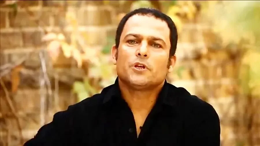 حسین یاری در قلب یخی