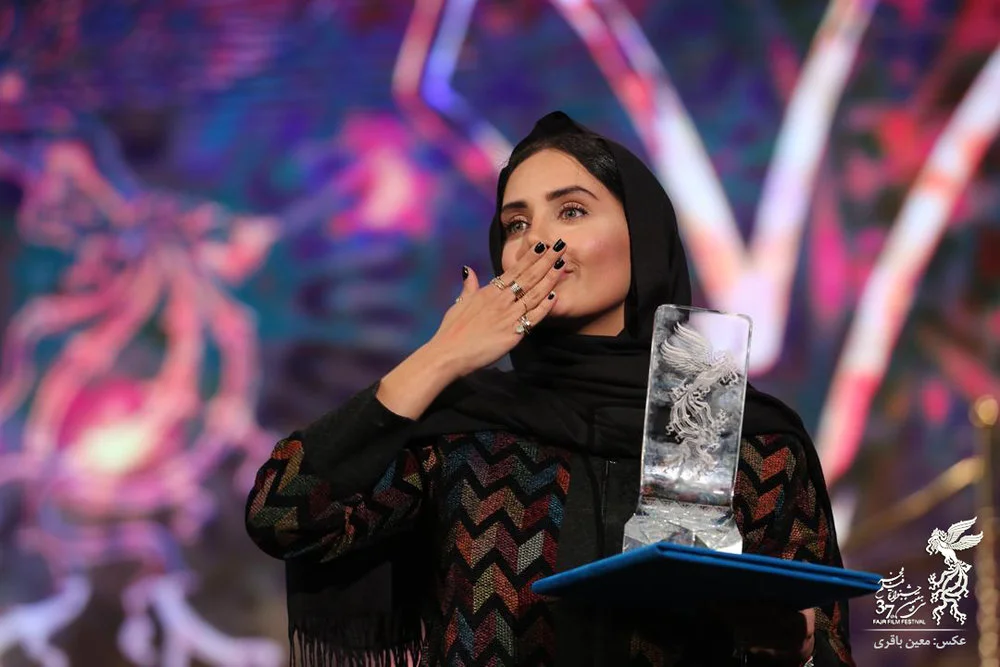 سیمرغ الناز شاکردوست