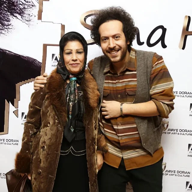 مادر سینا حجازی