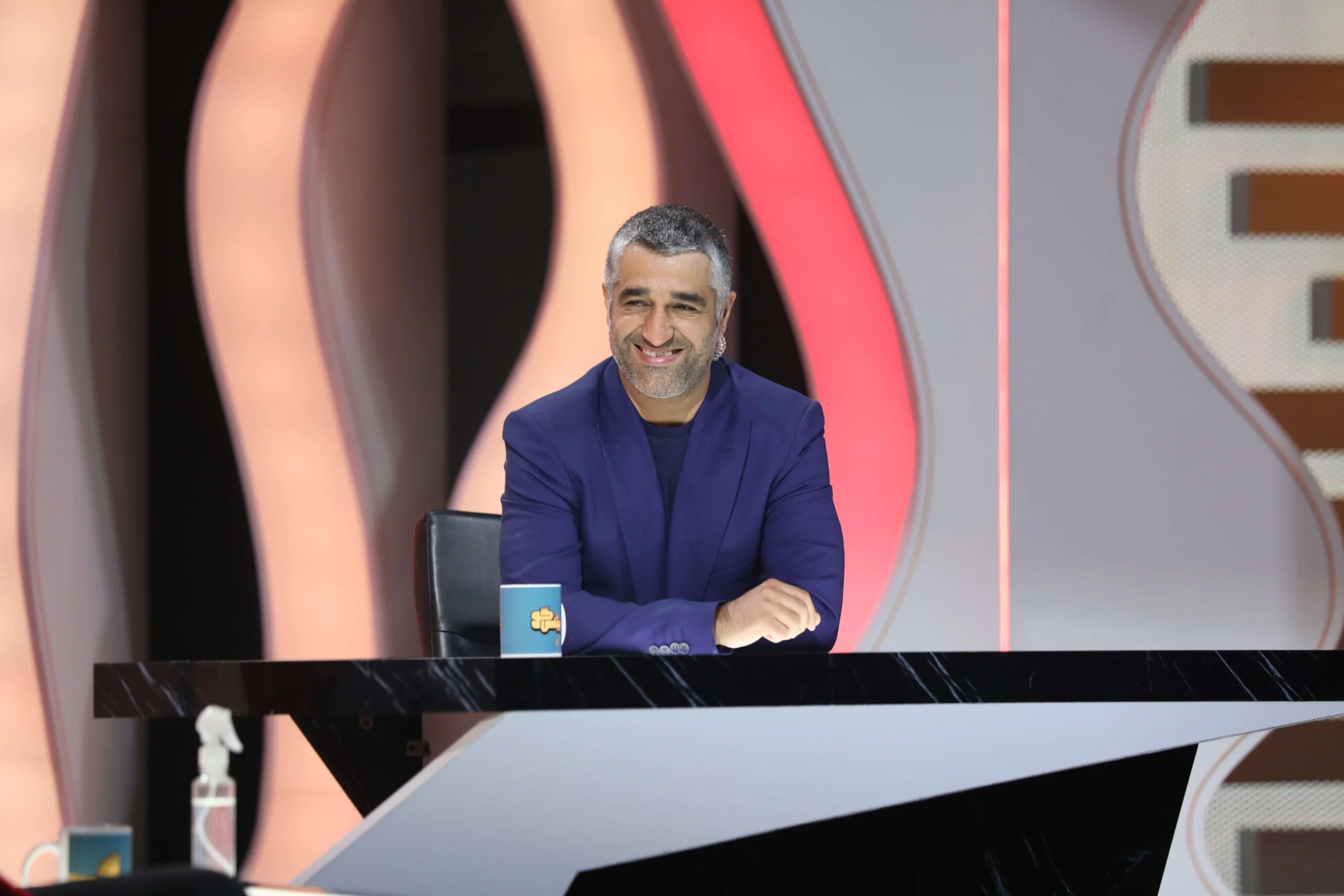 مجری گری پژمان جمشیدی