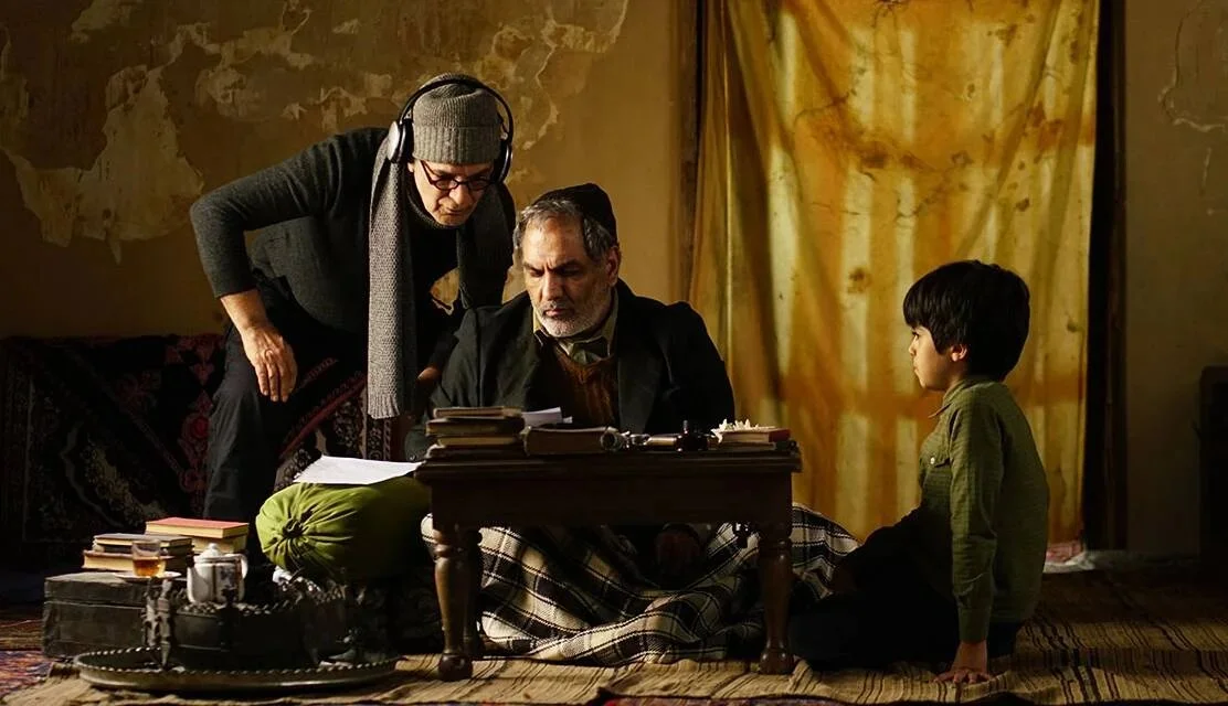 مهران مدیری در فیلم آدم فروش