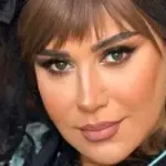 نسیم ادبی در برف‌های زمستان؛ استایل جذاب بازیگر «رویای نیمه شب» در زمستان