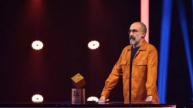 هادی حجازی فر مجری برنامه صد