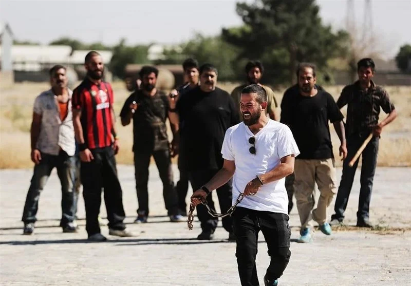 هومن سیدی در مغزهای کوچک زنگ زده