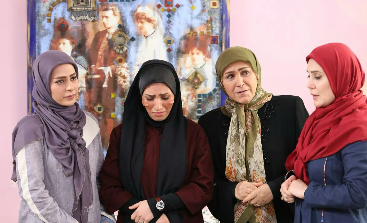 آرام جعفری در همسایه ها⁩